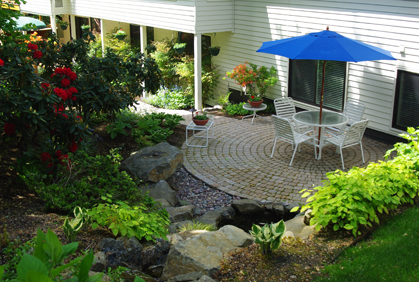 Patio Landscaping Pictures and Easy Design Ideas Pictures of patio landscaping designs ideas and photos